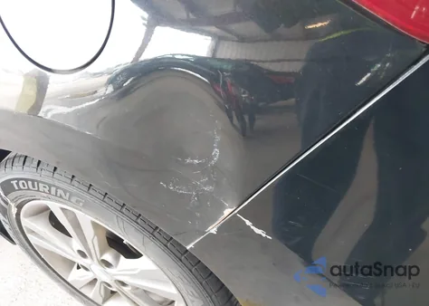 2018 Hyundai Elantra Value Edition z USA, uszkodzony, nr VIN KMHD84LF1JU468892